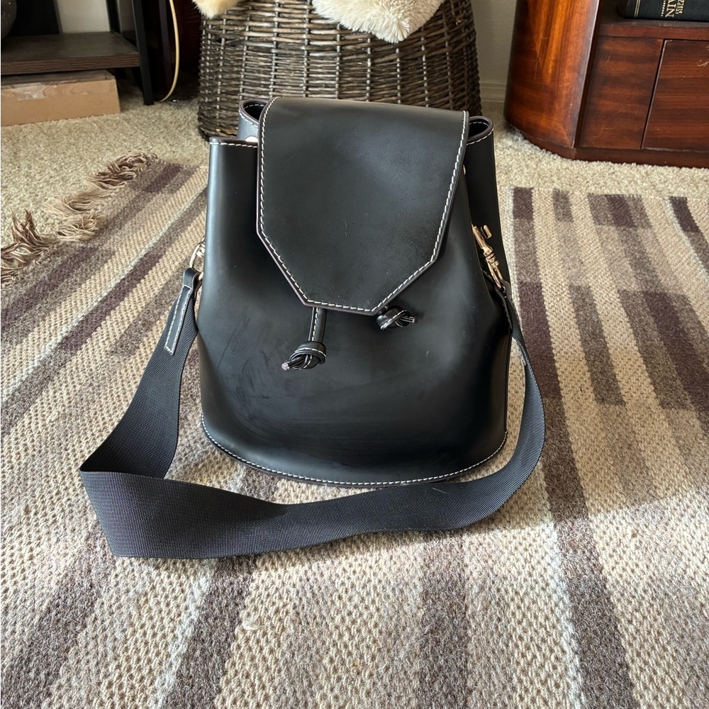 & Other Stories Women's Handbag Leather Bucket Bag in Black Shoulder Bag